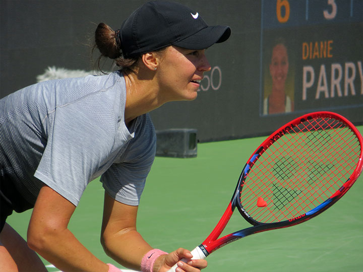 No. 1 seed Anhelina Kalinina returns serve against Diane Parry in the ATX Open semifinals.